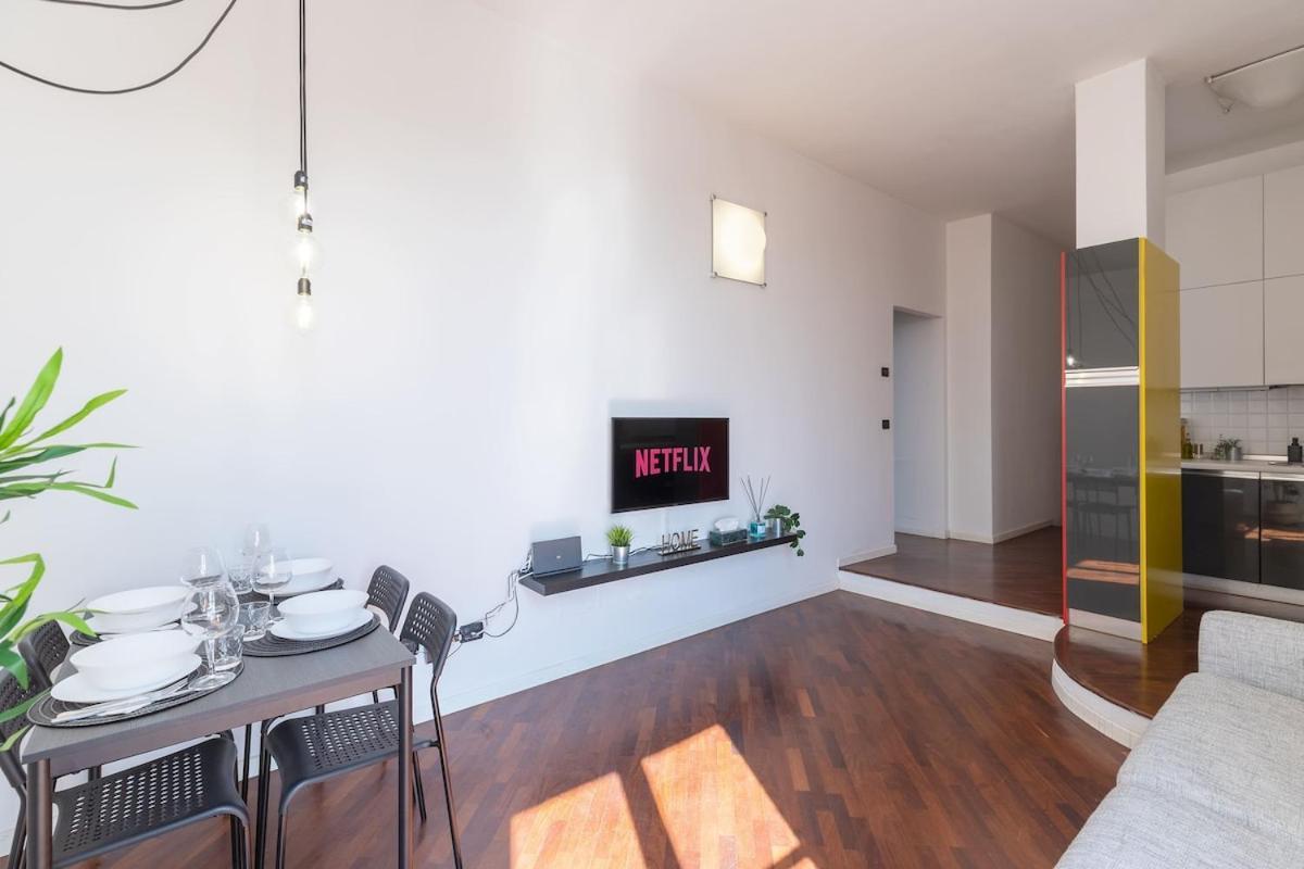 Ale Apartment Castello Imperatore -Parking Disponibile- Прато Экстерьер фото